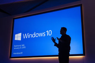 Llave casera del producto de la licencia de Microsoft Windows 10 y softwares de Microsoft Windows del DVD